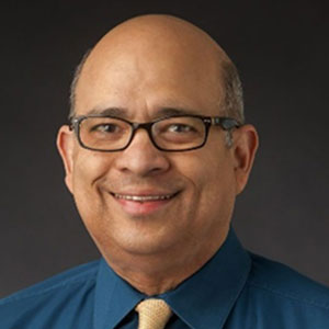Dr. Rubén E. Quiros Tejeira